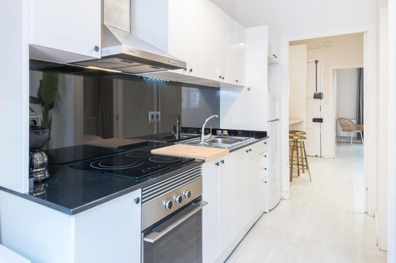 Terrace, Sun And Local Lifestyle In Gracia Appartement *
